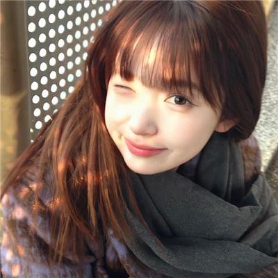 女孩罗塞玛莉